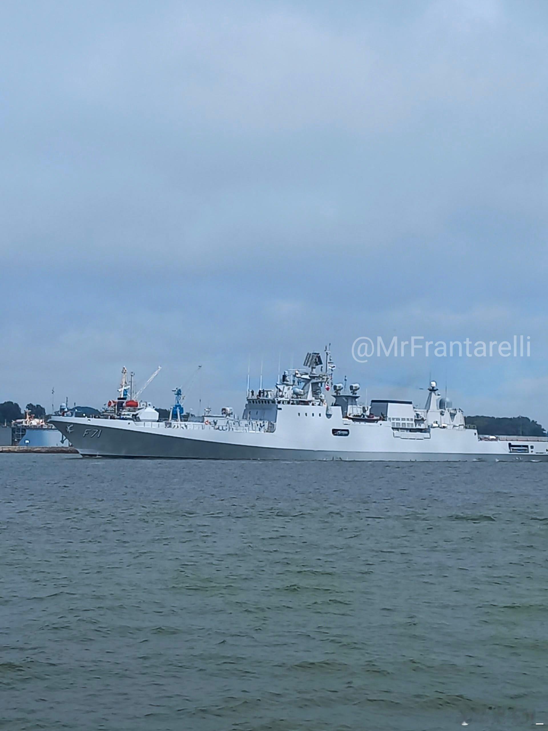 印度海军F-71“Tamal”号护卫舰前天驶离波罗的斯克，开始返国归建。此舰7月