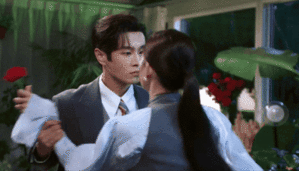 夜语记主打一个有仇必报内娱复仇剧上新了狠狠磕到男女主的极限拉扯！两人互相吸引又彼