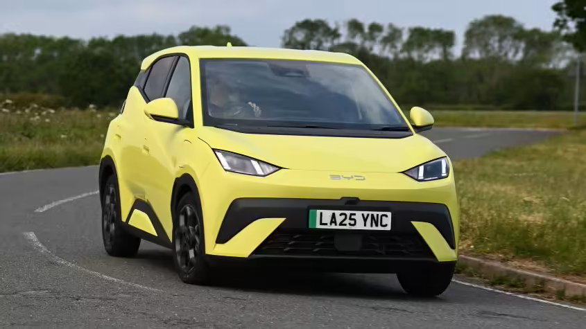 2025 年，英国每卖出 10 辆新车，就有 1 辆来自中国品牌。名爵、比亚迪、