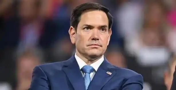 美国突然“转性”了？国务卿鲁比奥下了一道罕见命令：所有美国外交官，不准对任何国家