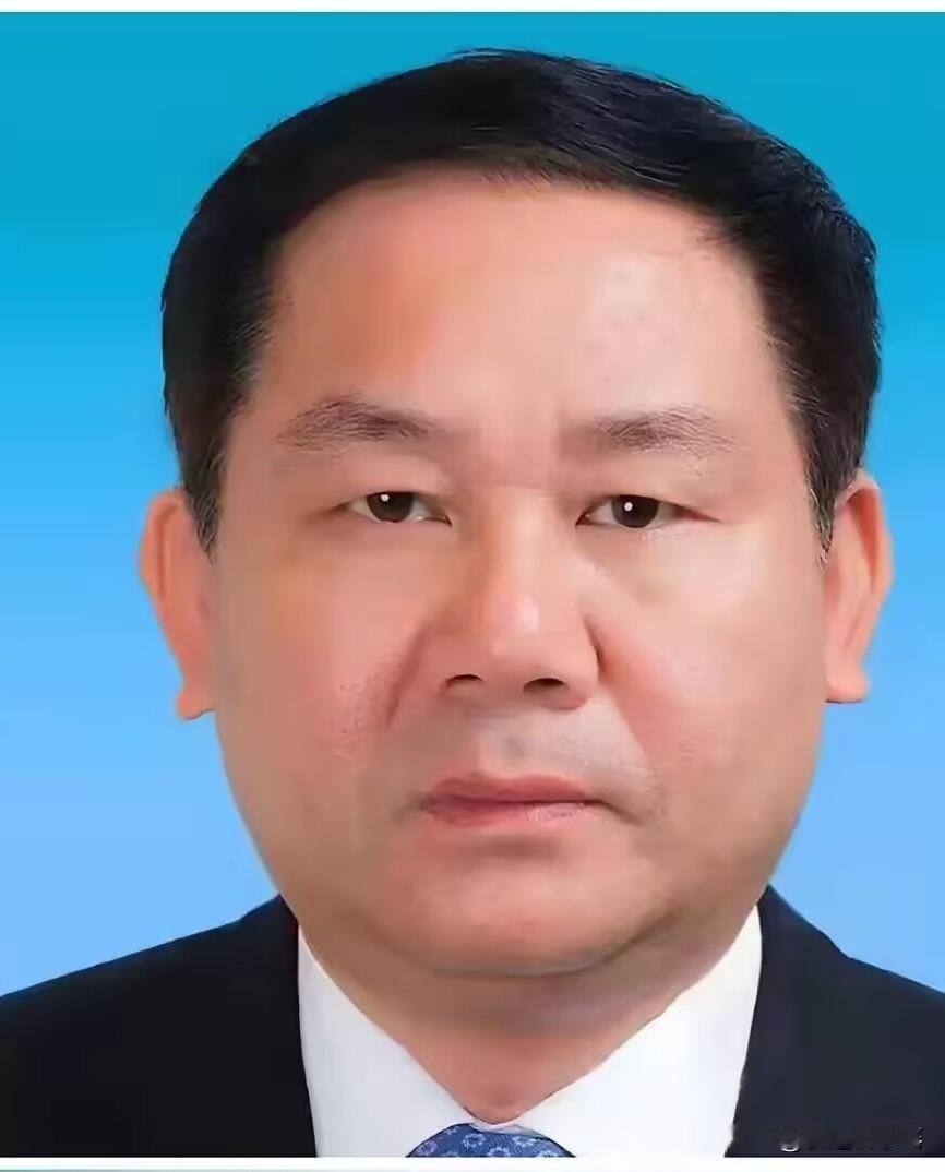 就在今天，看到白平和被查的消息后，心里挺不是滋味的，因为结合他的履历，在我看来，
