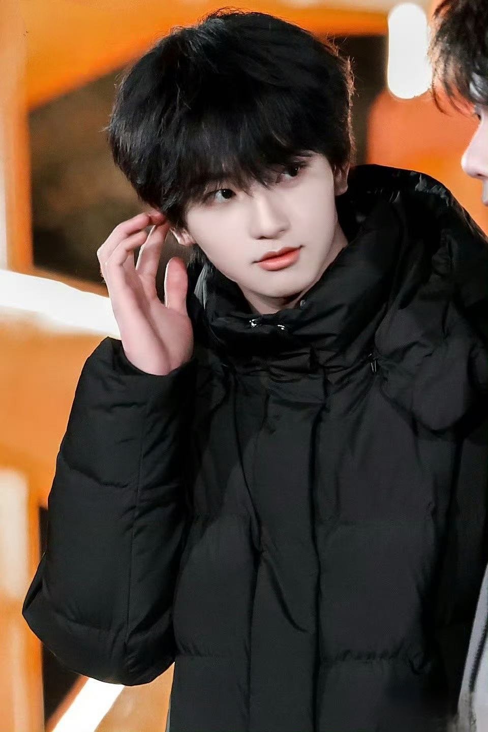 穆祉丞官宣加入周五晚高疯周五晚高疯 惊喜官宣！穆祉丞成为周五晚高疯新成员，舞台实