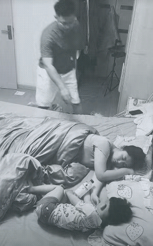 小小侦探员，坏你们的好事。[笑哭][笑哭]