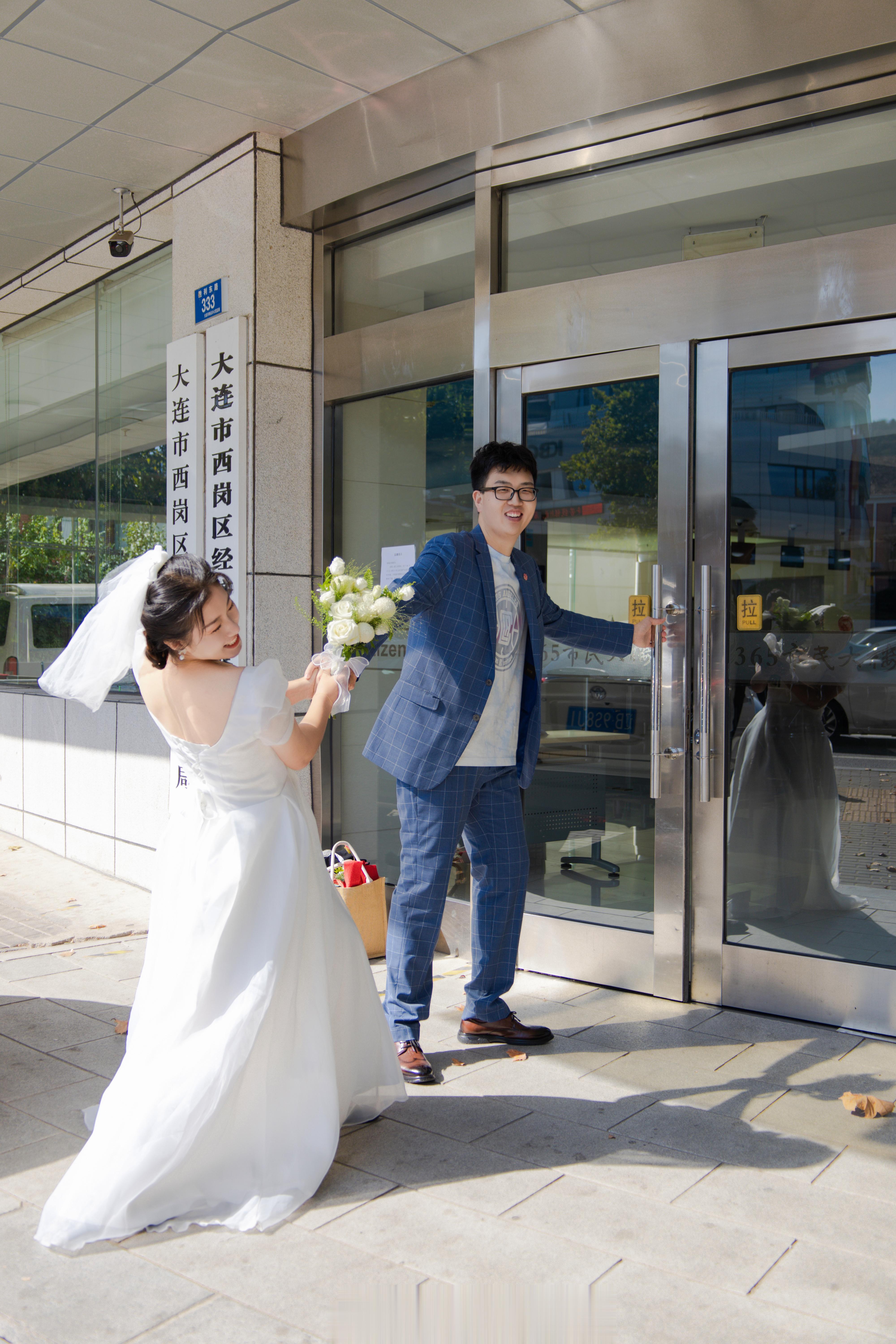 西岗区领证跟拍，领证街拍#大连领证跟拍[超话]##大连约拍[超话]# ​​​