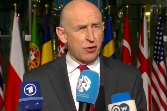 中国这回对英国防长约翰・希利的制裁，那真是大快人心！

作为一个主权国家的国防大