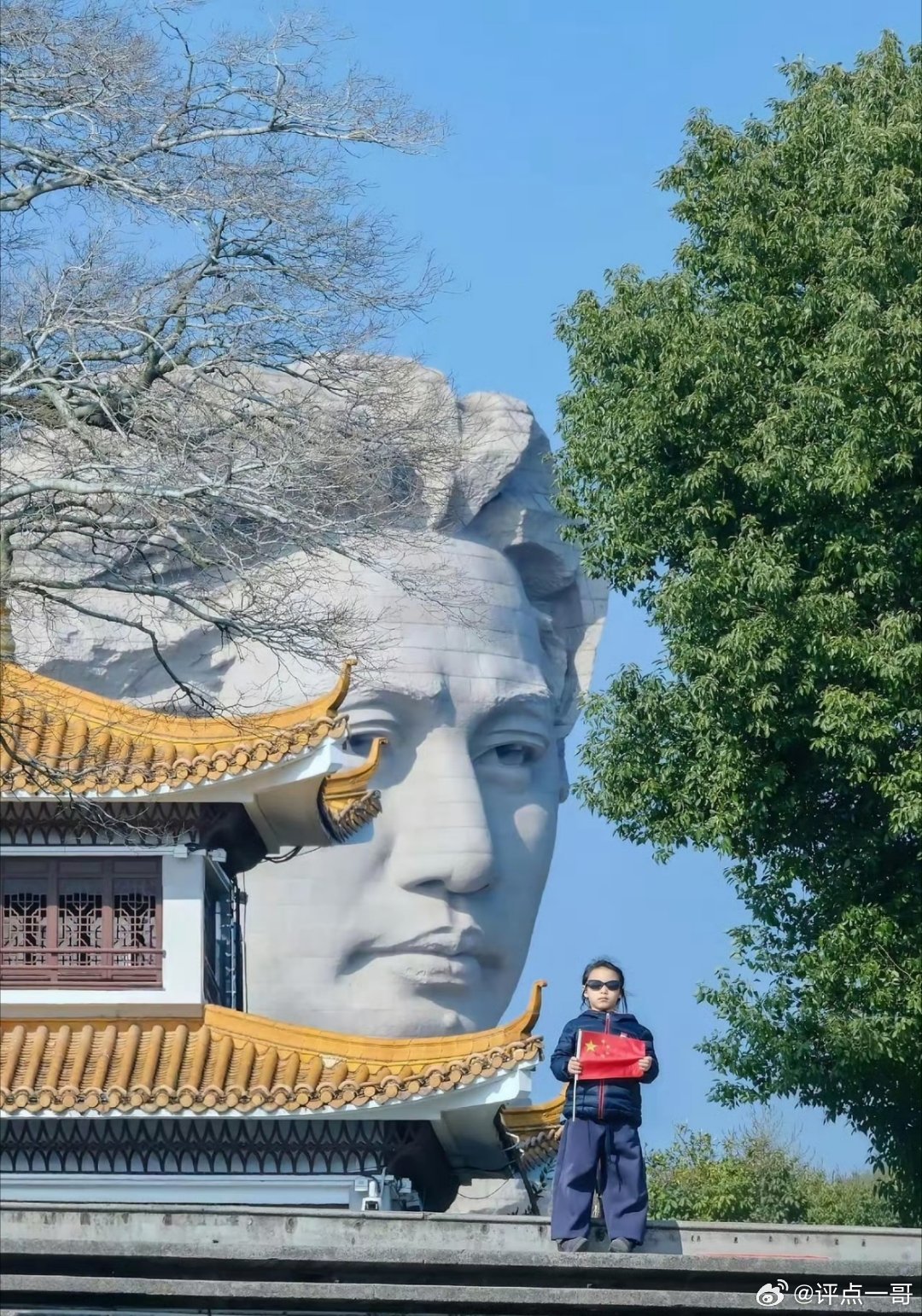 教员，永远活在人民心中 