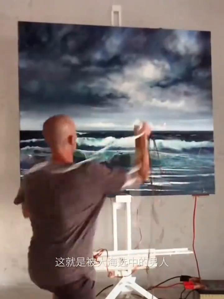 神奇反转，一笔入魂。劳伦森《海景油画》。
你看，阴暗的天空被他轻轻一抹，叮打耳光