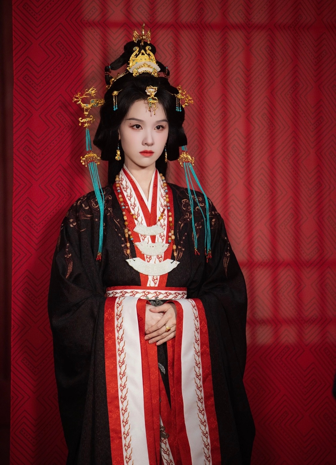 迪丽热巴吴谨言陈都灵眉眼痣 请全世界来品迪丽热巴吴谨言陈都灵的眉眼痣🤲伟大的女