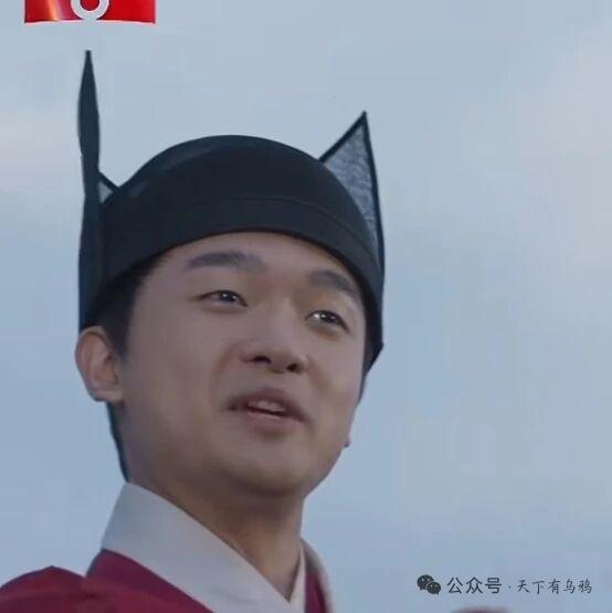 小角色之毛随堂出圈爆火网络。

谁能想到，短短几个镜头的太监毛随堂，直接火出圈！