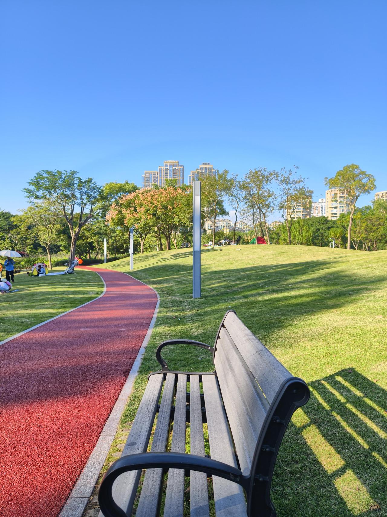 一秒都不要花在别人身上
-
最近感触极深，兴许也会让你有所感悟的一些话：
	
永
