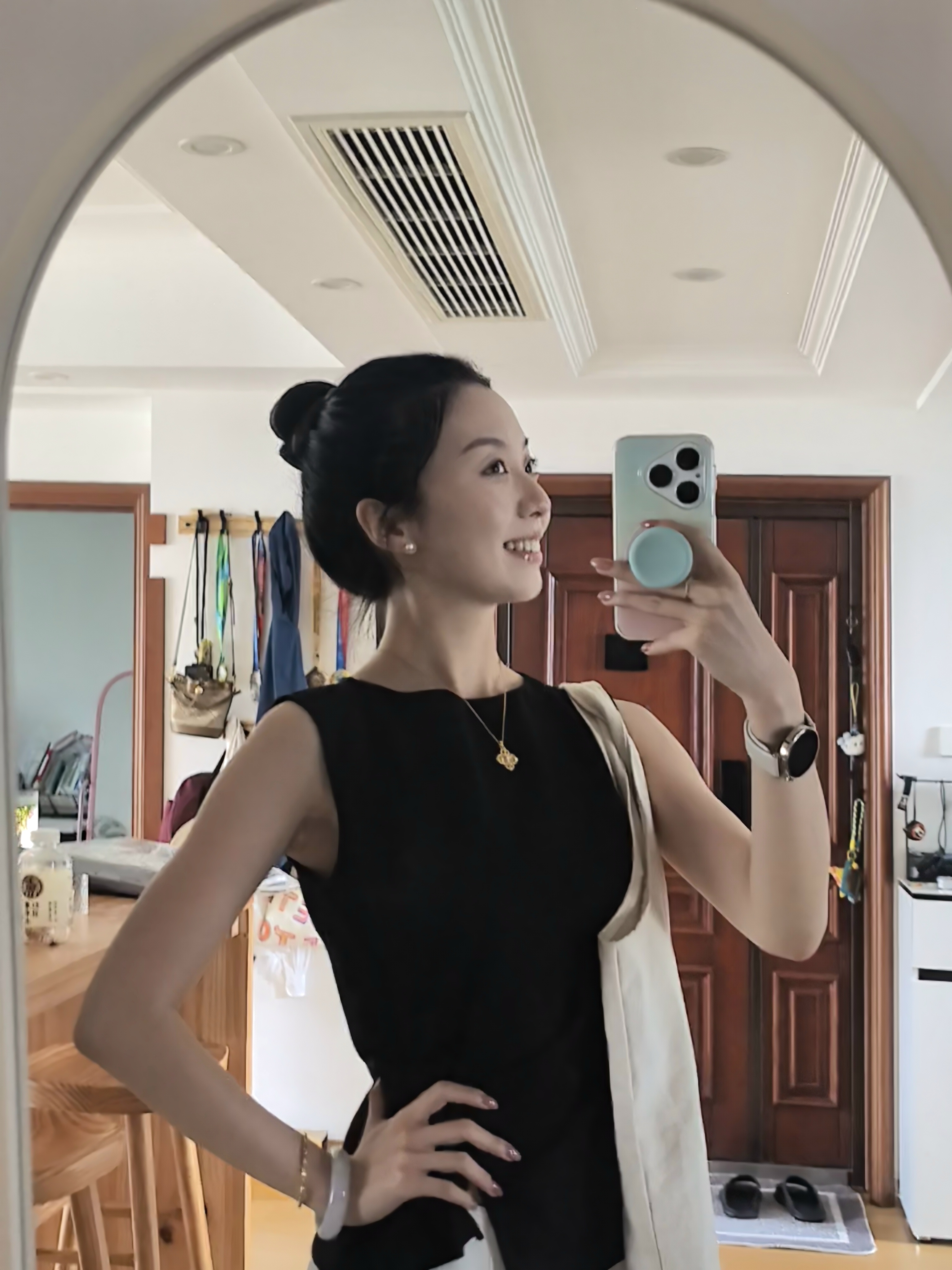 已严肃掌握完美丸子头制作技巧🫰 