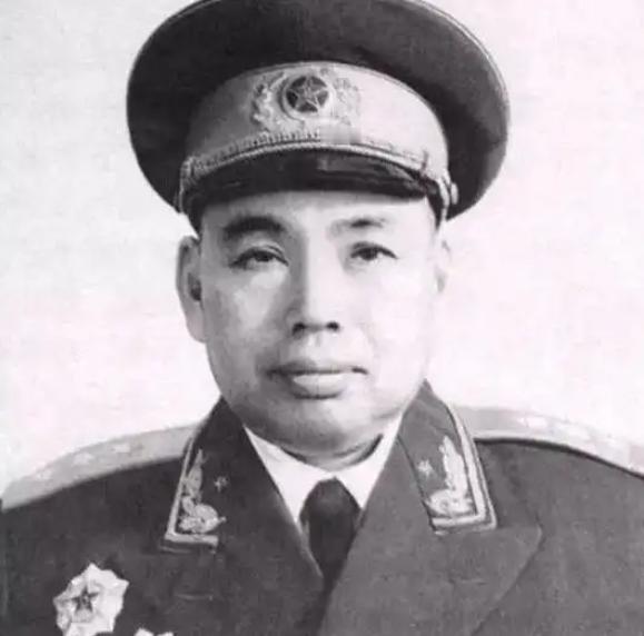 1969年，许世友用一桌野味宴请刘伯承，没曾想刘伯承一看菜就问：“这么一桌要花不
