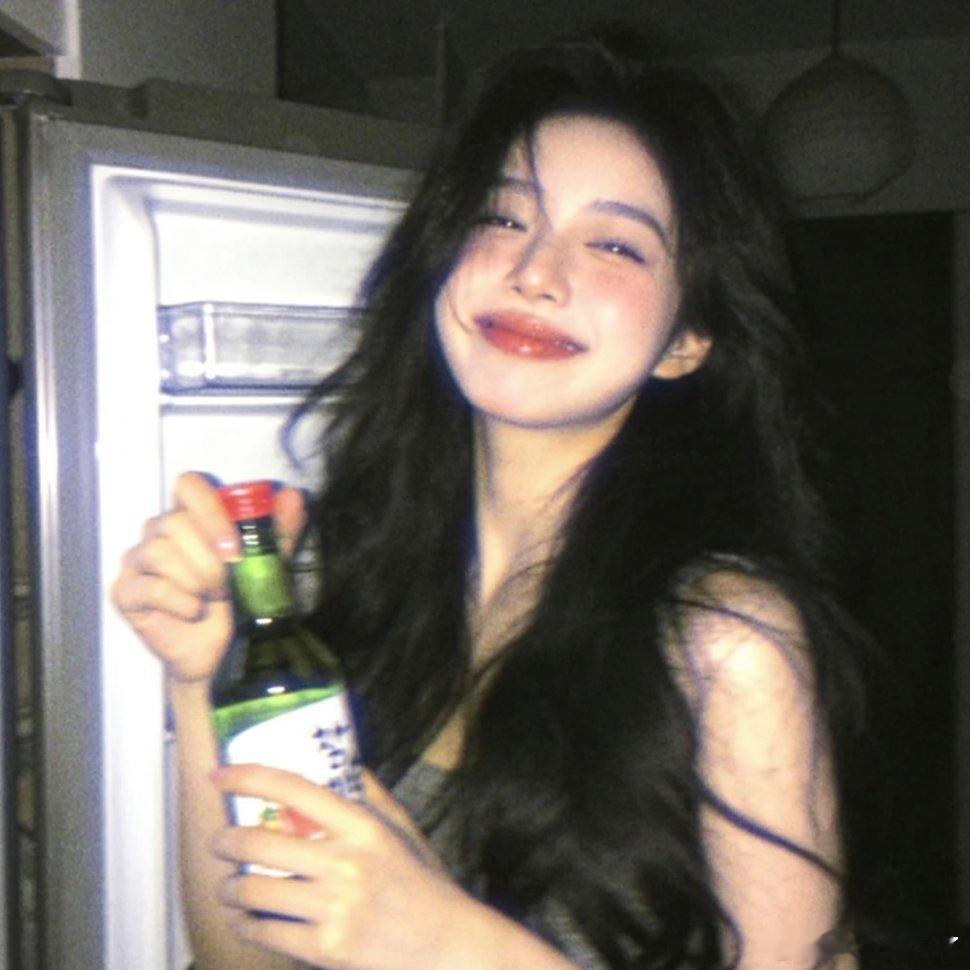 是微醺的胶片感吖～ 