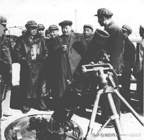 1959年10月17日、23日和27日，贺龙、罗荣桓、徐向前、叶剑英元帅，罗瑞卿