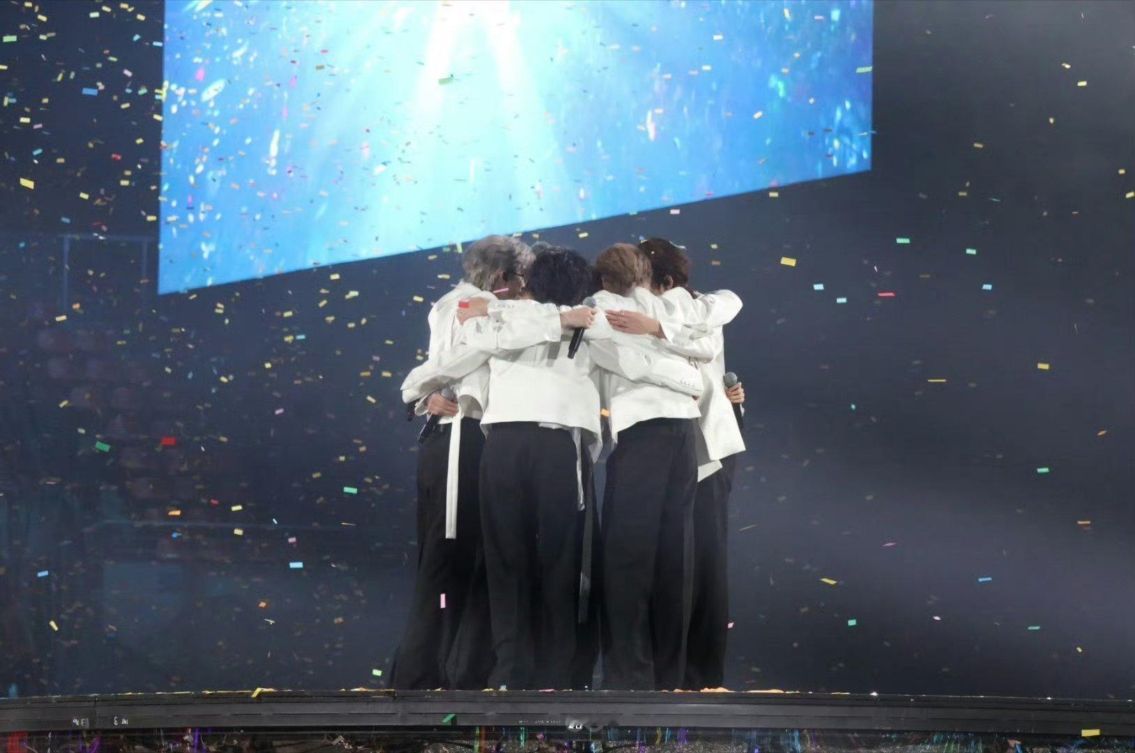 时代少年团 🖤💛时代少年团 六载花冠映晨曦 🖤💛时代少年团团综 “愿君心