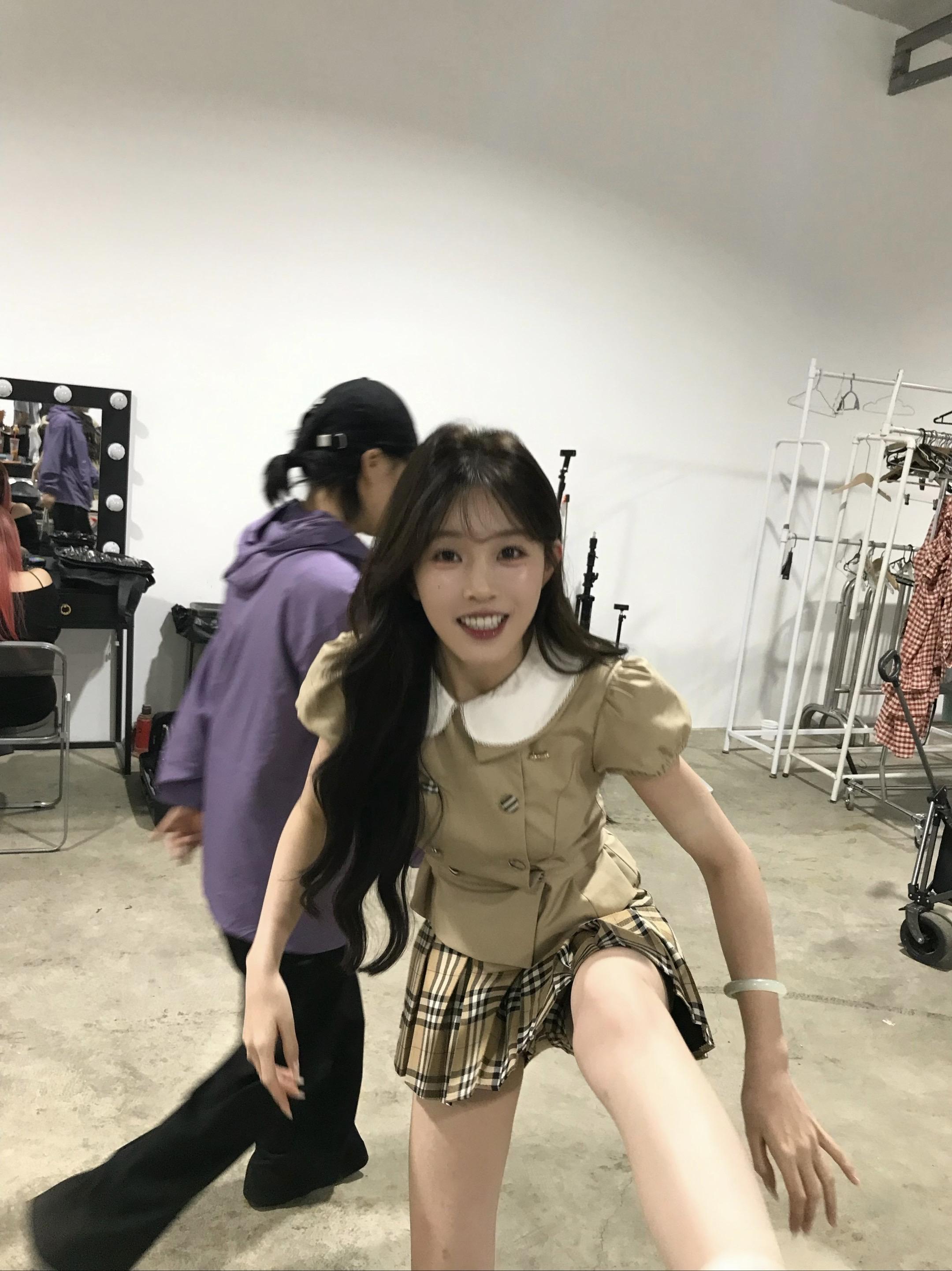 吃我一脚