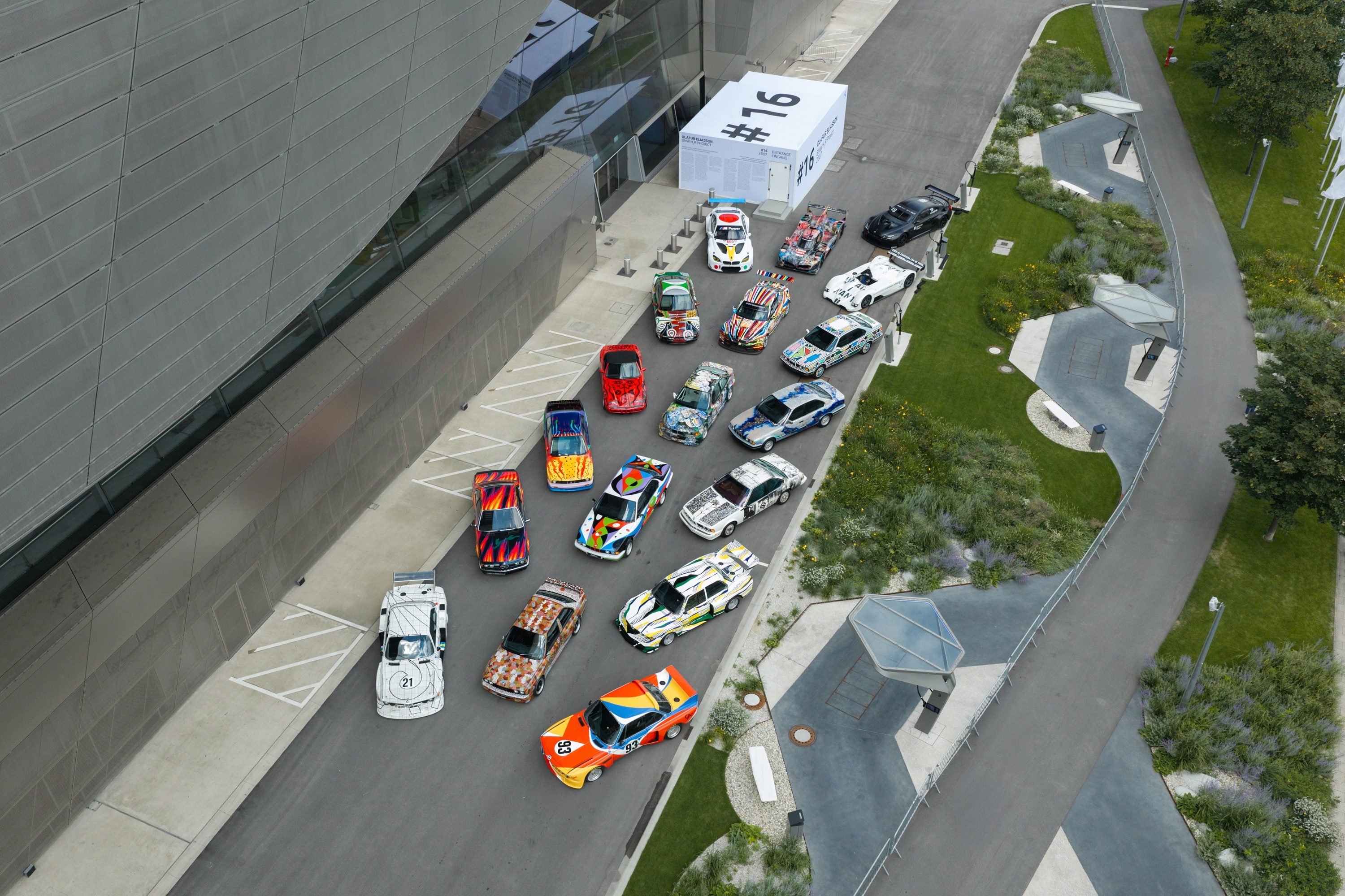 宝马在这半个世纪诞生的20辆艺术车齐聚BMW Welt，在7月29日至8月31日