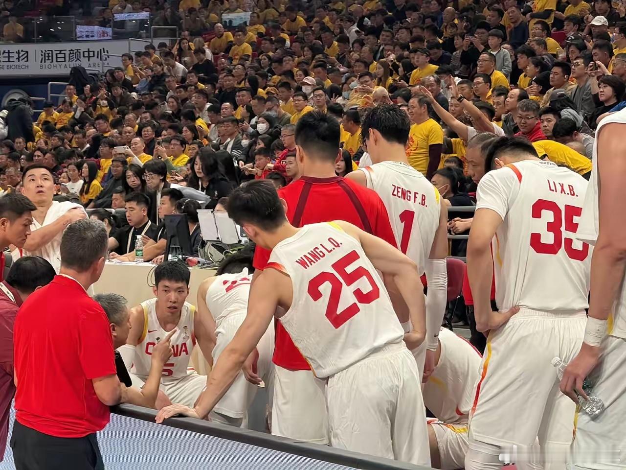 中国男篮主场不敌韩国男篮中国男篮在自家主场76-80不敌韩国男篮遭遇世界杯亚洲区