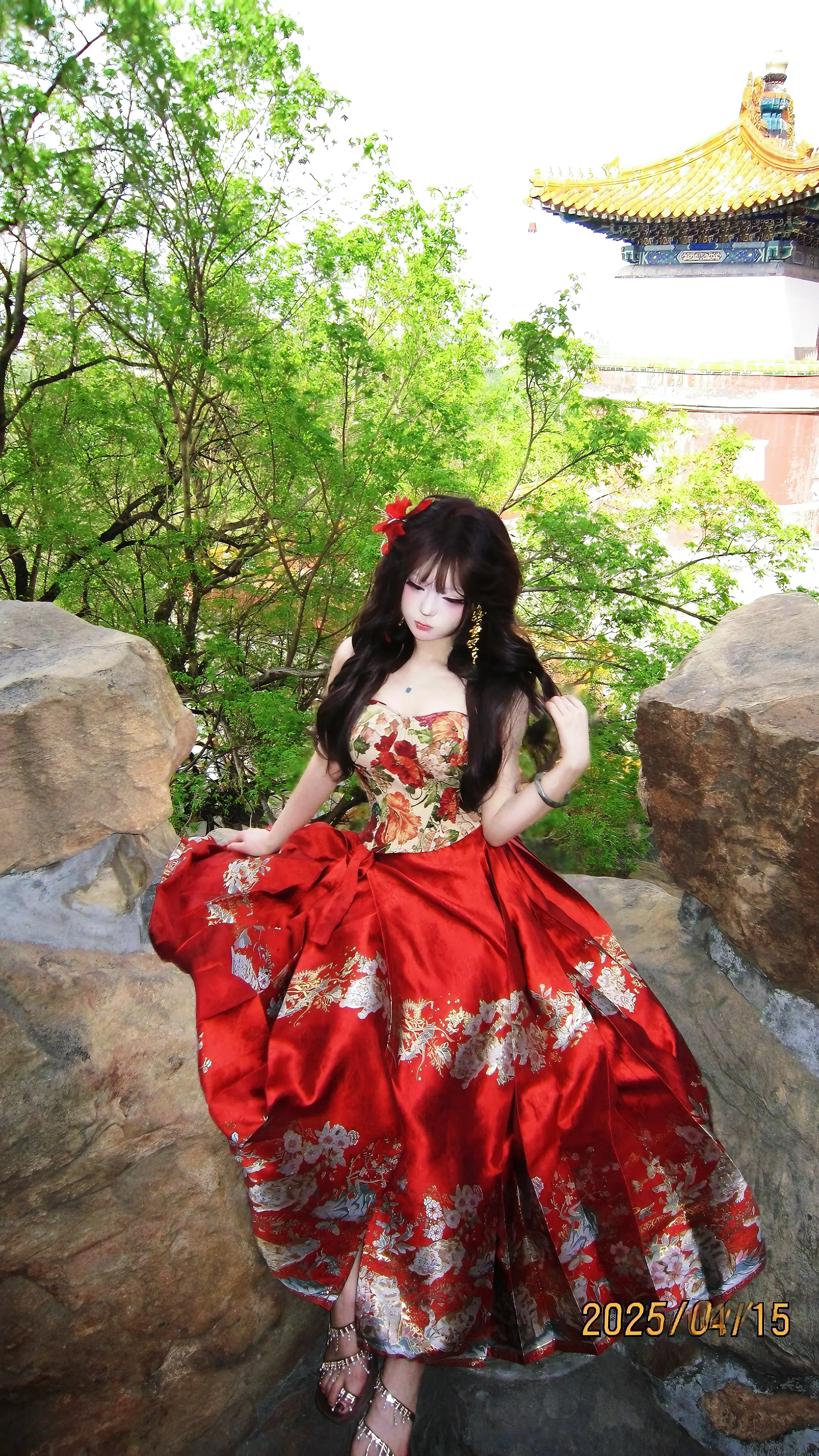 满园春色美如画