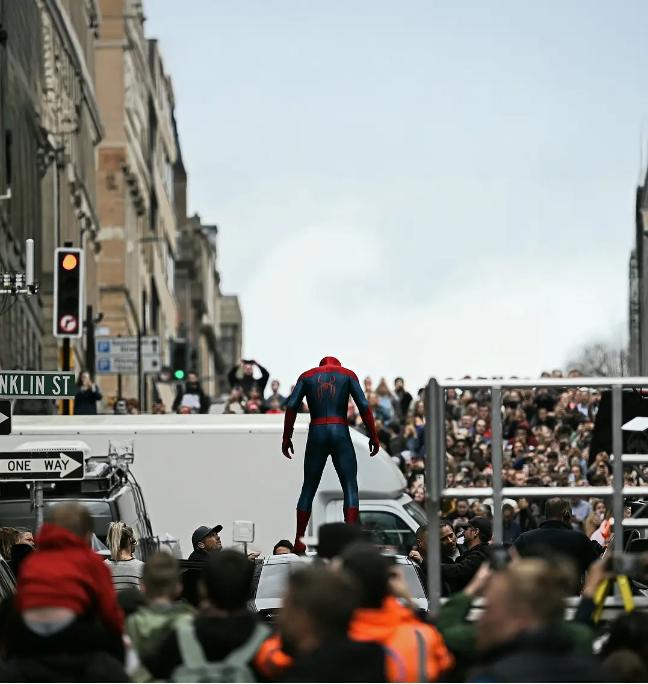 随着蜘蛛侠4首支电影预告出炉，电影市场又热闹起来，相信很多影迷已经迫不及待想要走