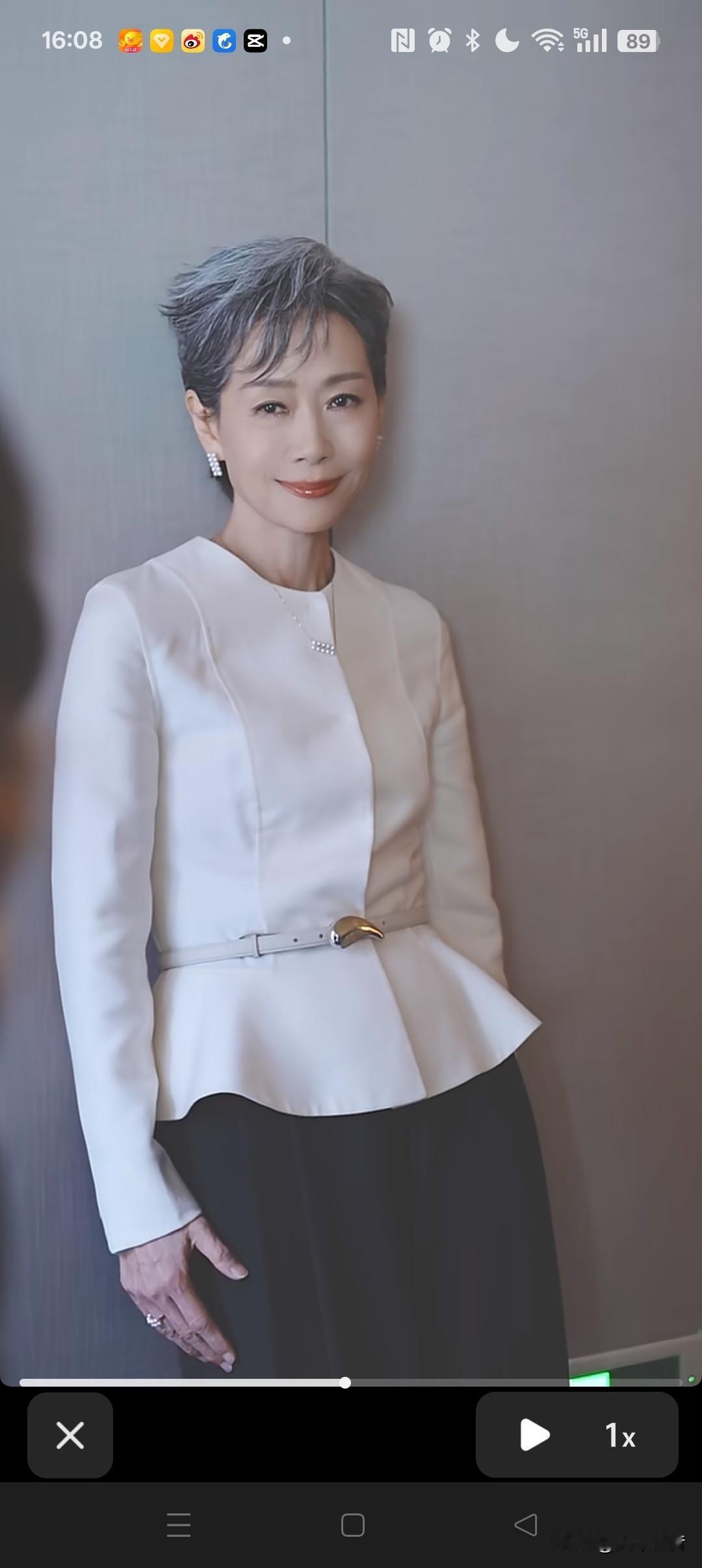 关于演技,为什么说叶童可以封神?