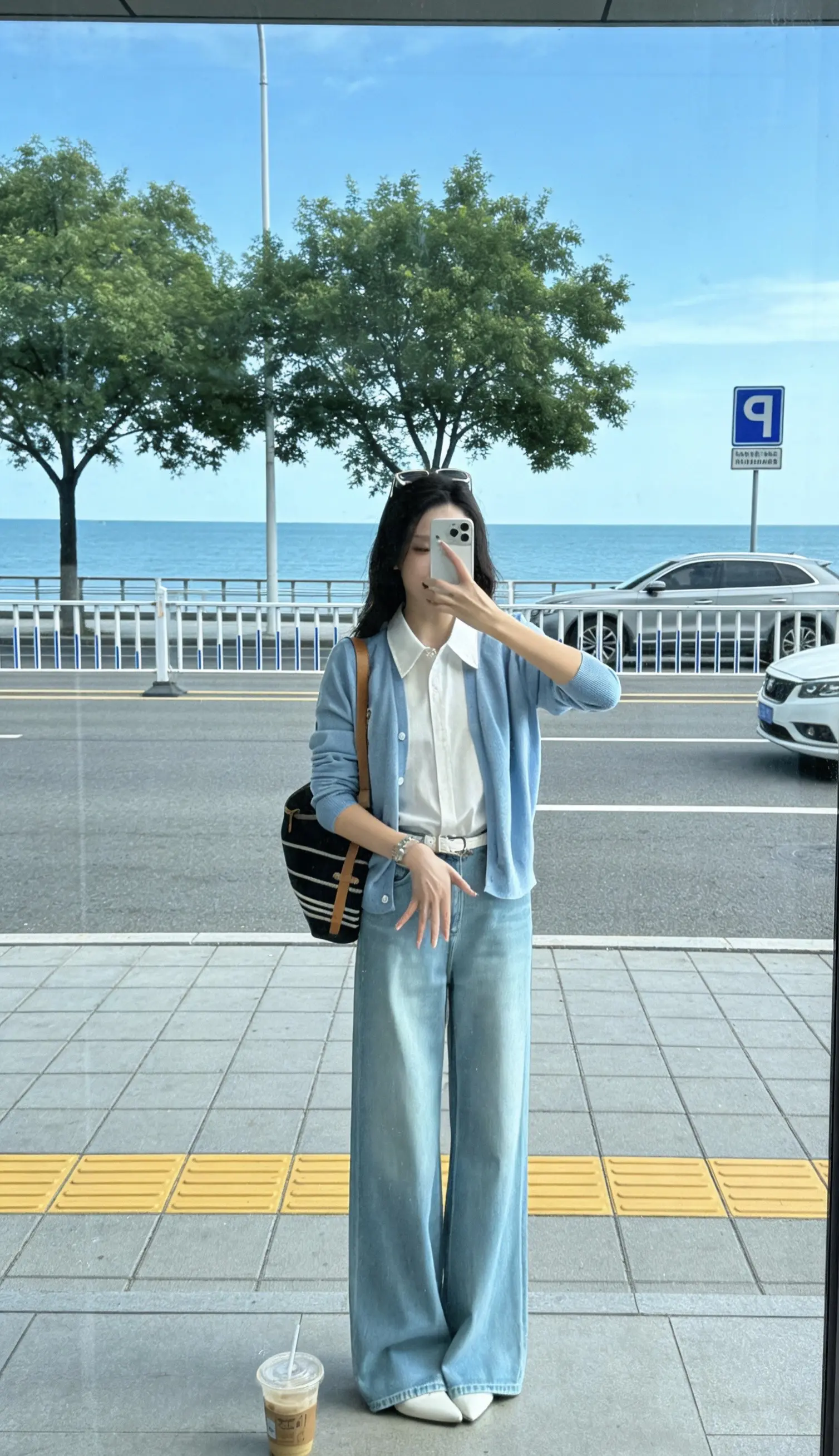 “人生来就是孤独的，          独善其身也许是最好的状态 ”