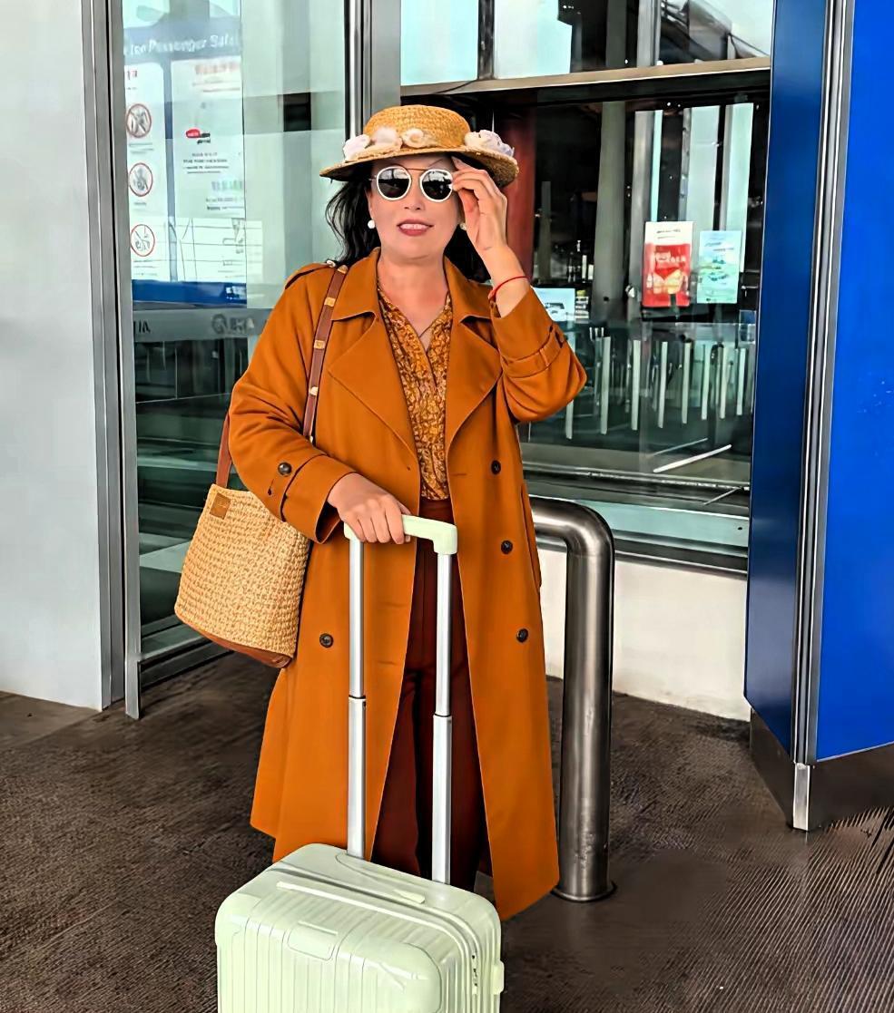 兰姐工作忙完，年度会议结束，她可以喘口气了。她原本想着，在北京过新年，家人能团圆