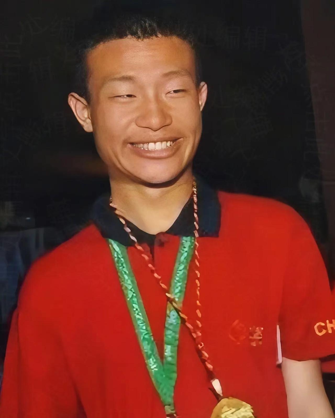 为什么总会有一群人认为那些学习数学或者是物理竞赛的学生他们偏科呢？

总会听到一