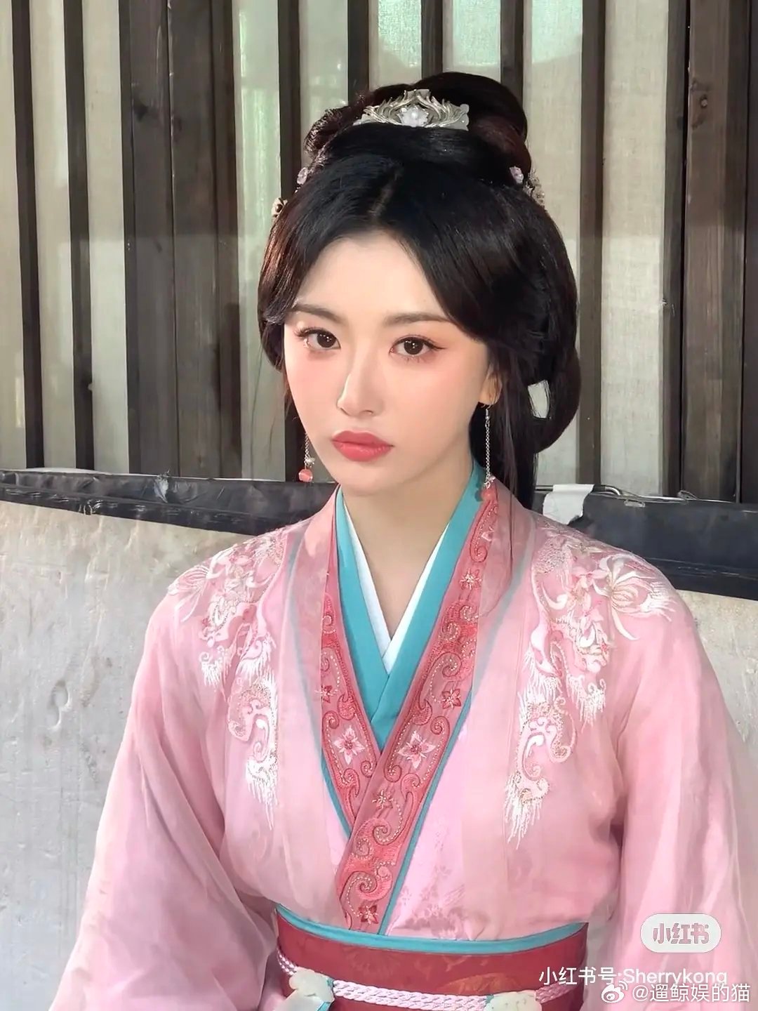 孔雪儿前后变化大不大 