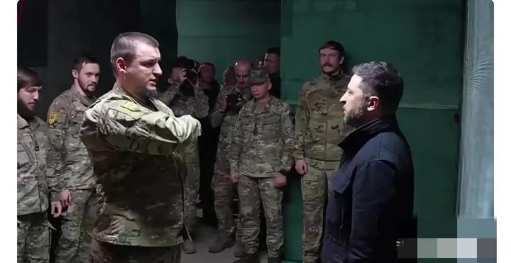 彻底杠上了！
 
乌克兰总统icon泽连斯基icon奔赴俄乌冲突波克罗夫斯克ic