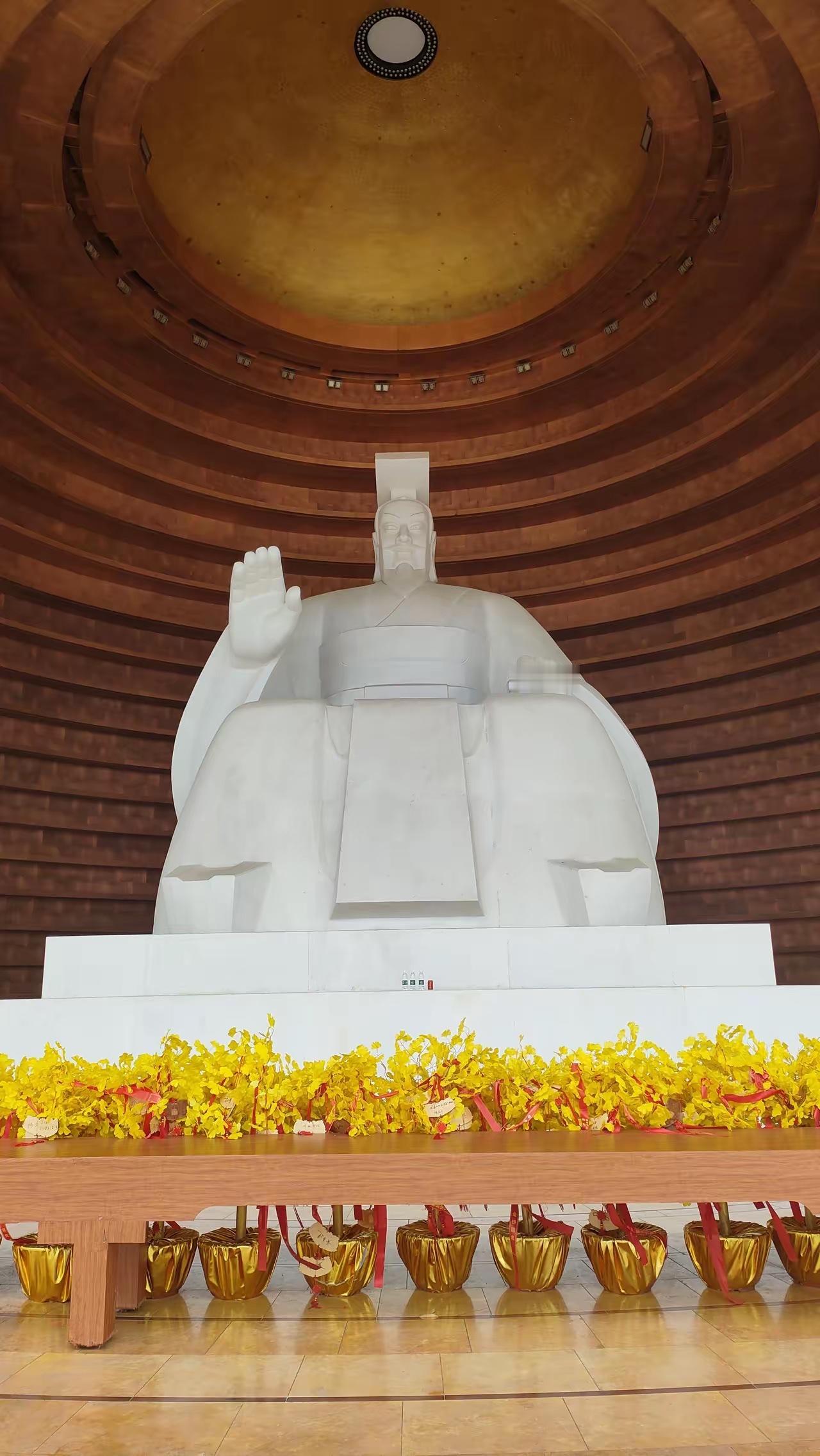 谁说殡葬改革只能火葬？中华五千多年的“入土为安”，从来不是落后习俗，而是刻在骨子