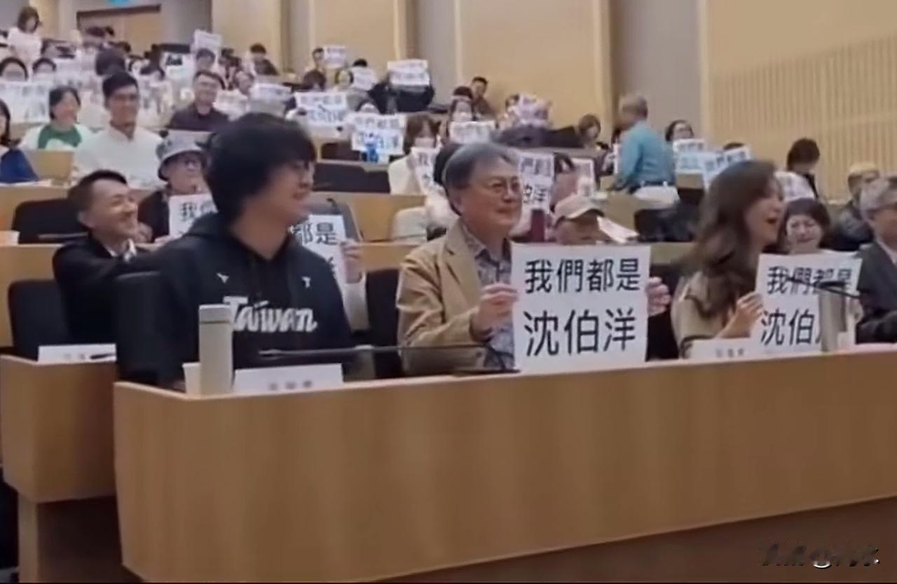 全球通缉“台独”分子？

从我个人角度来看，“台独”分子违反《反分裂国家法》，进