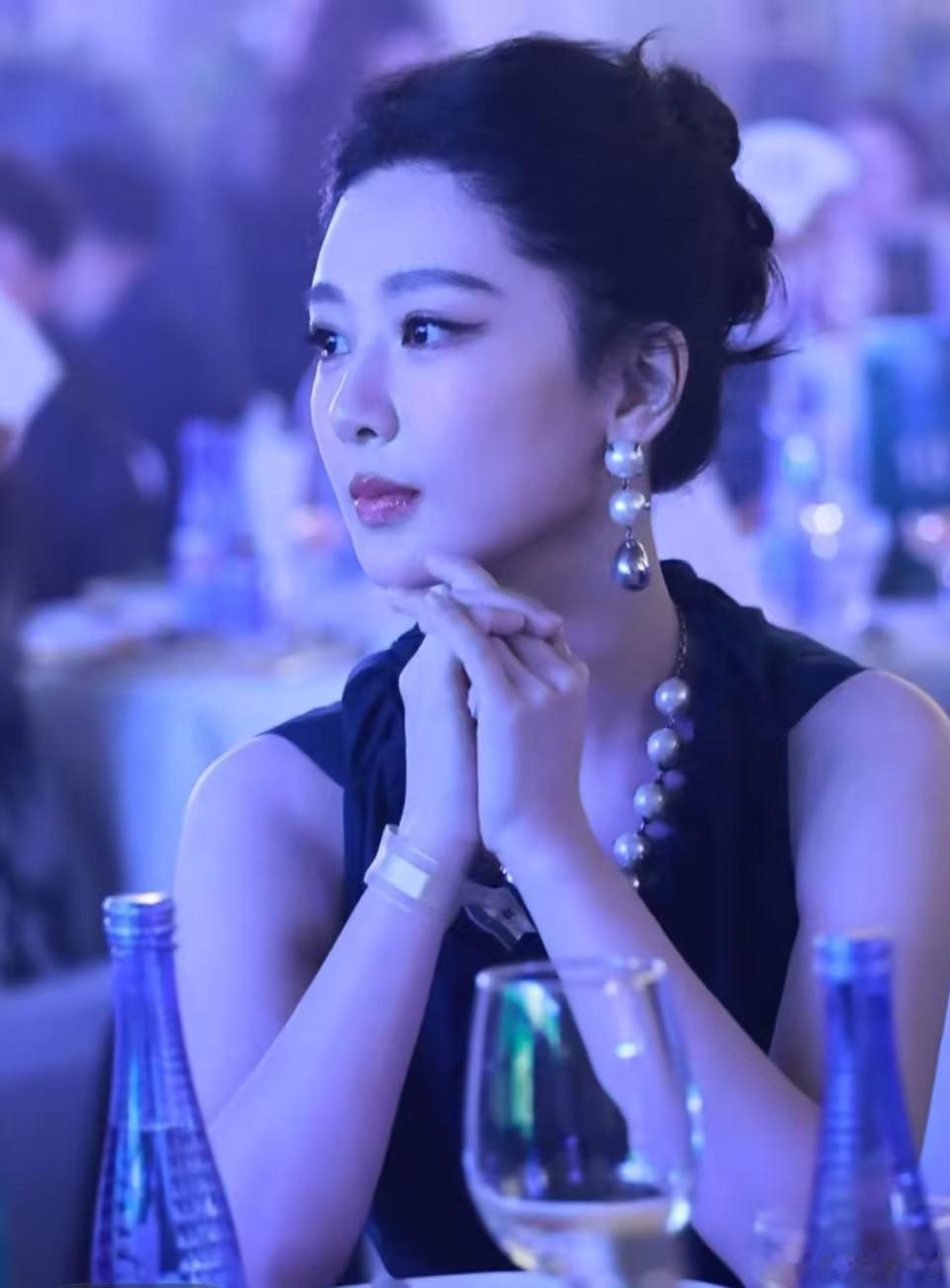 白玉兰晚宴上的杨紫白玉兰晚宴上的杨紫好美！白玉兰提名晚宴上的杨紫白玉兰提名晚宴