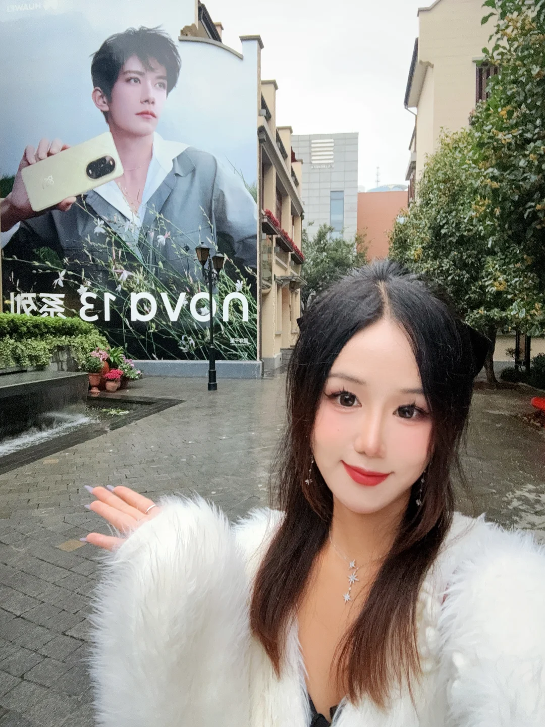卧卧卧！是谁偶遇了“巨大的