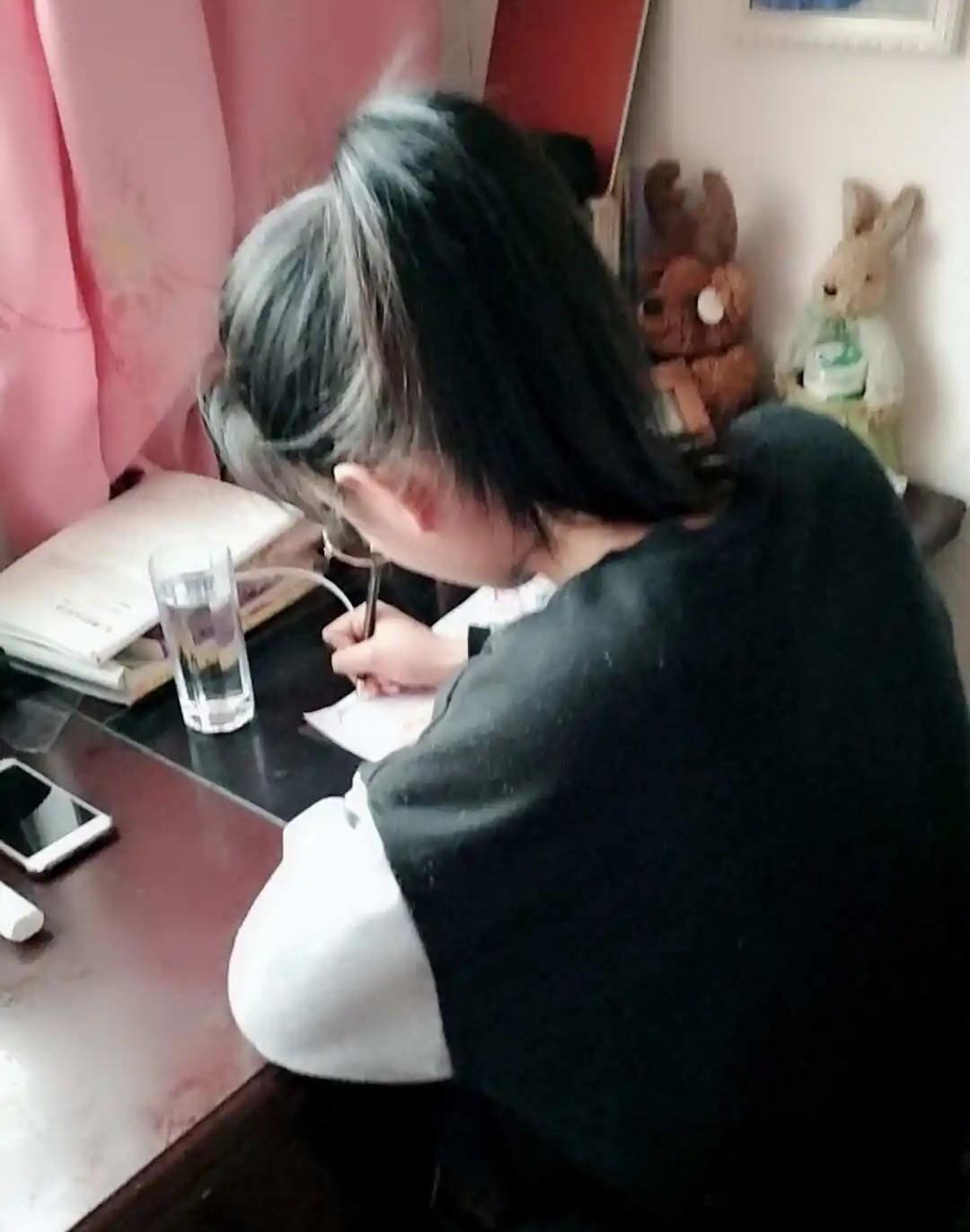 初中生使劲朝着这7个方向努力，中考基本不用愁，重点高中必有你一席之地！

1、数