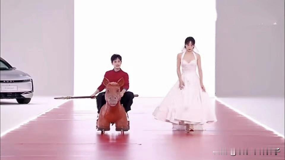 今晚娱乐圈最大的快乐，就是演员曹骏给的！
星光大赏，众星云集，曹骏一出场，原谅我