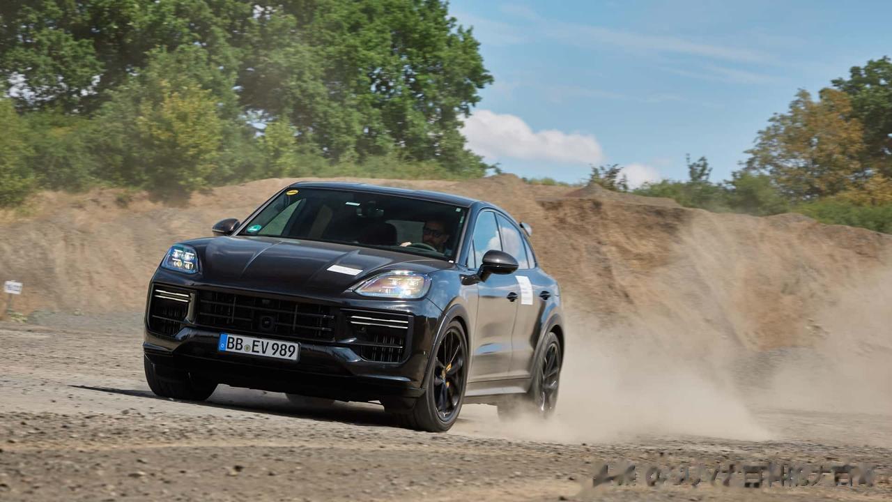 保时捷透露关于顶级卡宴（Turbo GT）的动力信息，搭载4.0T V8发动机，