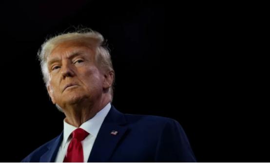 美国确实从来没有碰到过像中国这样的对手，过去的对手先是英国，再是德国日本，再就是