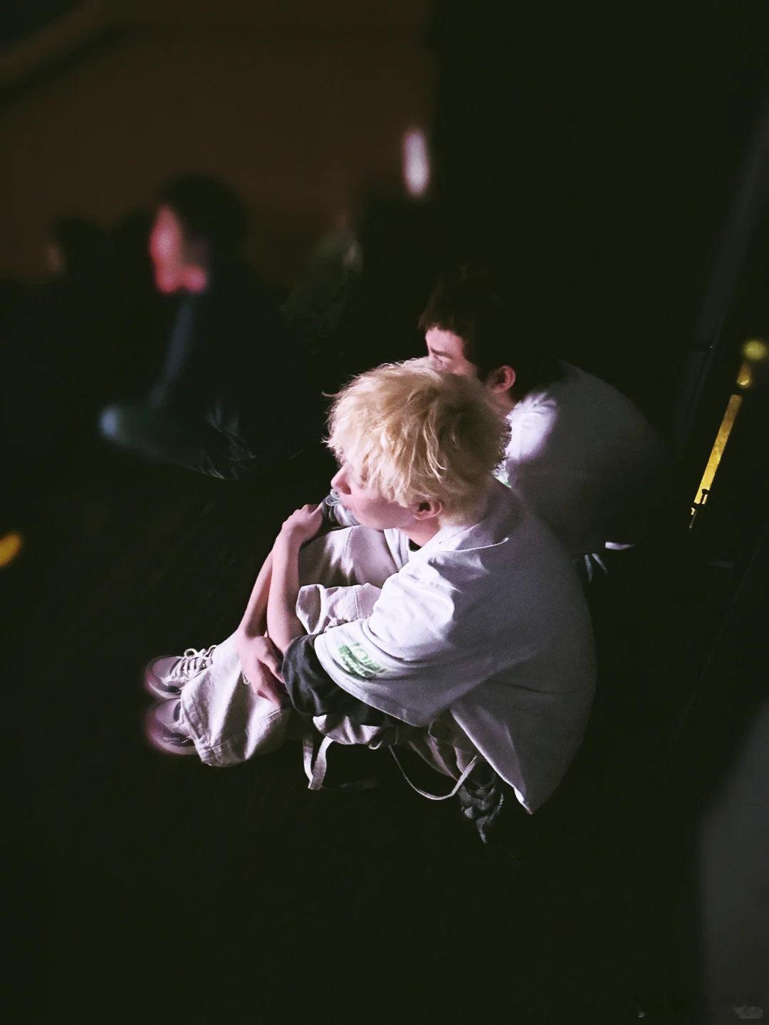 陈思诚以沈腾鼓励市场用新人 陈思诚在首映现场发声，好演员需要成长空间，以沈腾为例