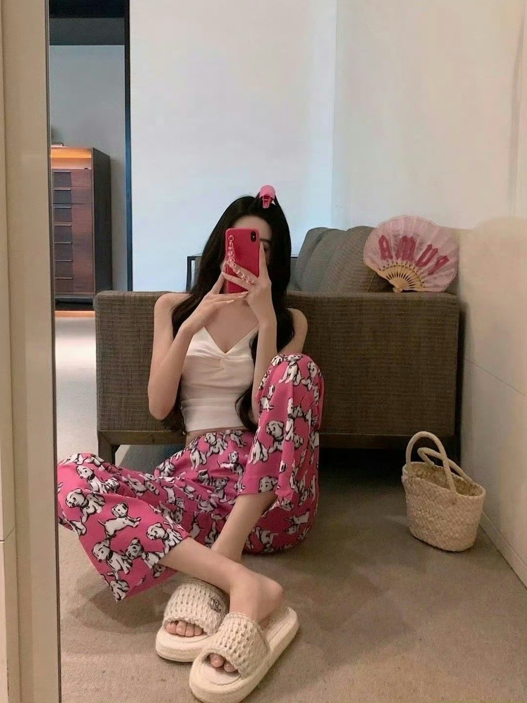 我觉得两人恋爱的秘诀 不是一方是恋爱脑 而是两个 都有良心有家教 我认为从小家教