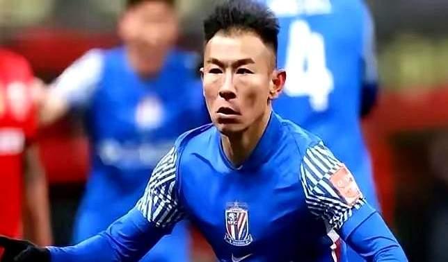 “一输球就急”，绝非真正的冠军风度

上海申花主场被山东泰山逼平之后，于汉超的新