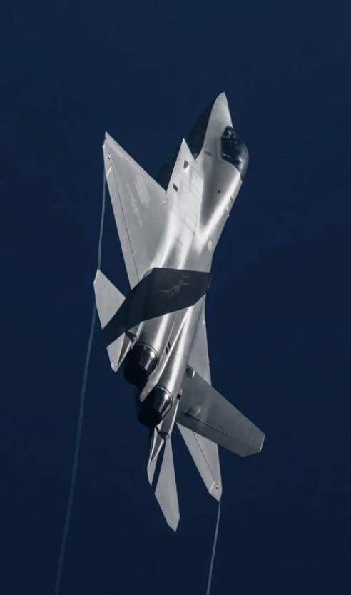 台“国防部”再次发布声明，

2月15日，台湾地区所谓“国防部”公布：自2月14