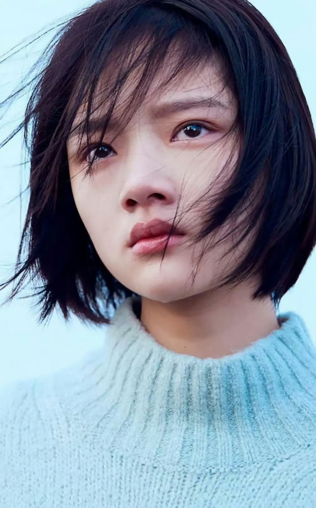 悲伤逆流成河原著很多人只记得易遥的跳河，却没读懂原著里层层叠叠的绝望。校园流言只