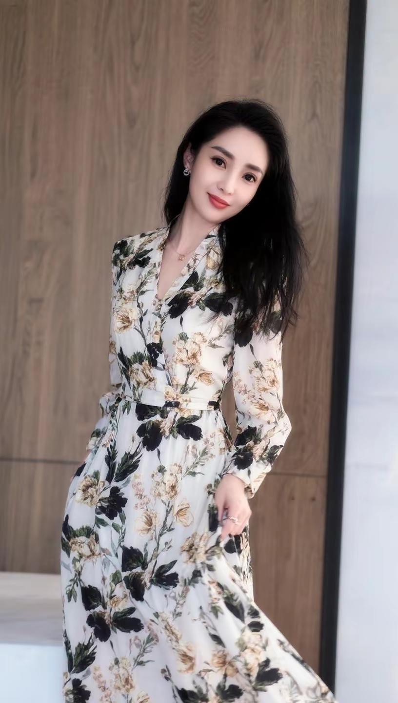 随意穿搭 一定要试试的绝美藏服 穿着得体是一种生活态