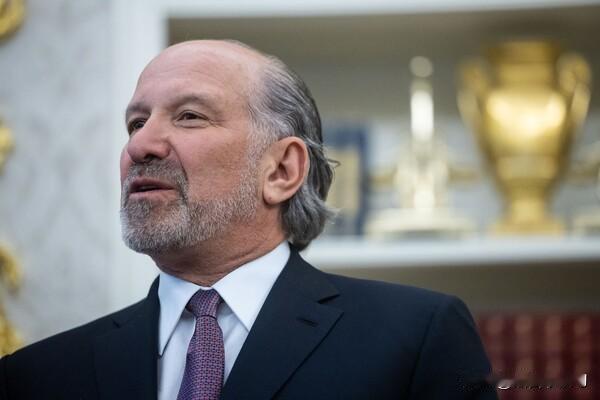 韩媒：【社论】美方抛出"半导体关税账单"，韩国政府须全力应对

摘要：美国商务部