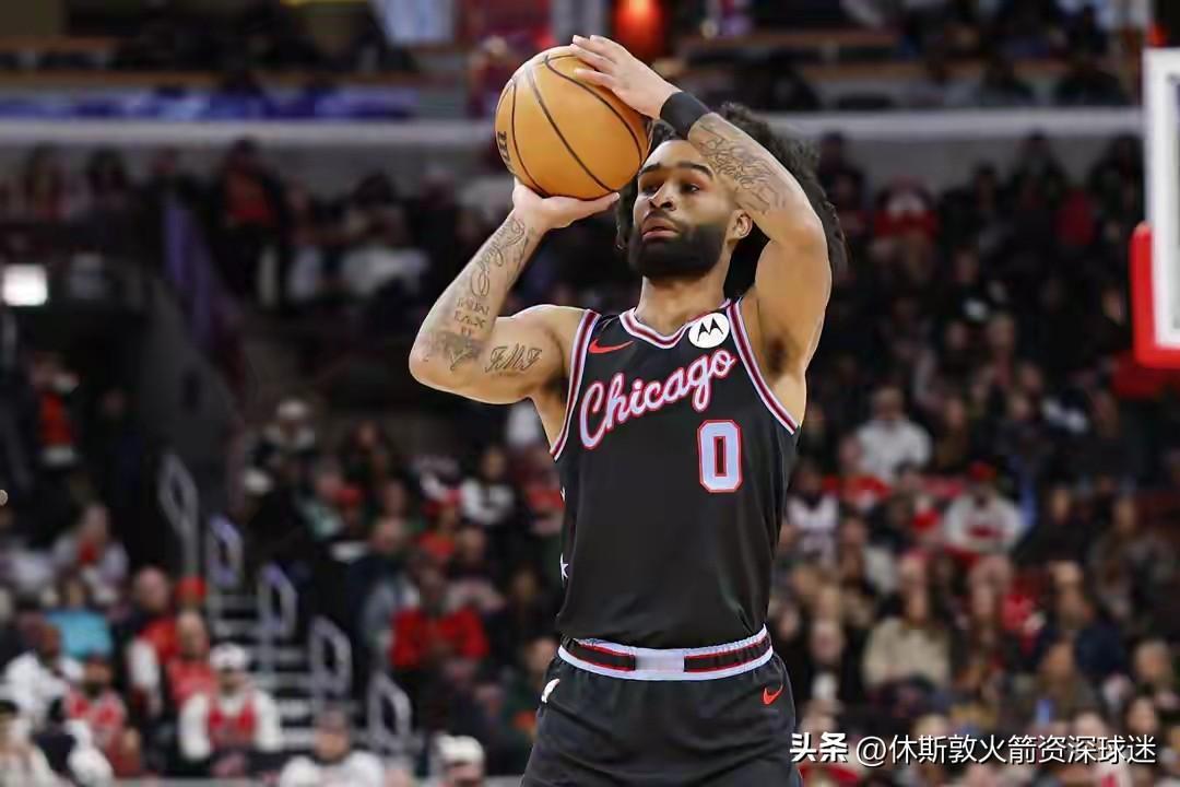 从长远分析来看，科比.怀特才是火箭最适合的引援。个人认为火箭完全可以用亚当斯+芬