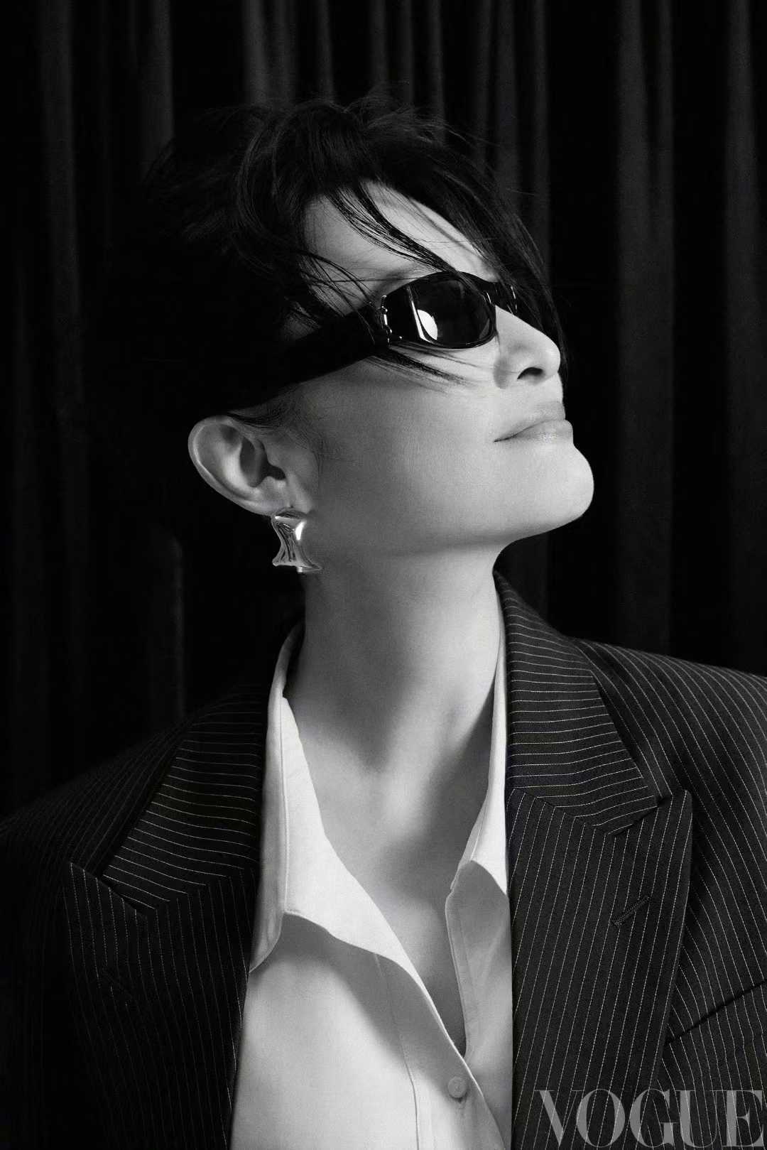 周涛登上VOGUE杂志，真是好久不见了。 