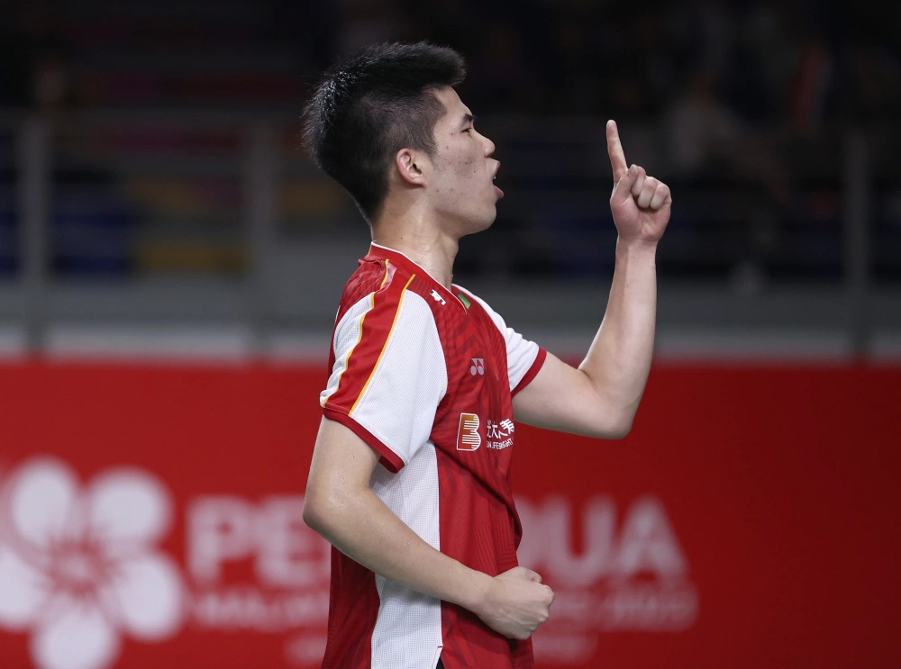 【男团半决赛：中国🇨🇳1-0🇰🇷韩国】1、翁泓阳🇨🇳 21-11、1