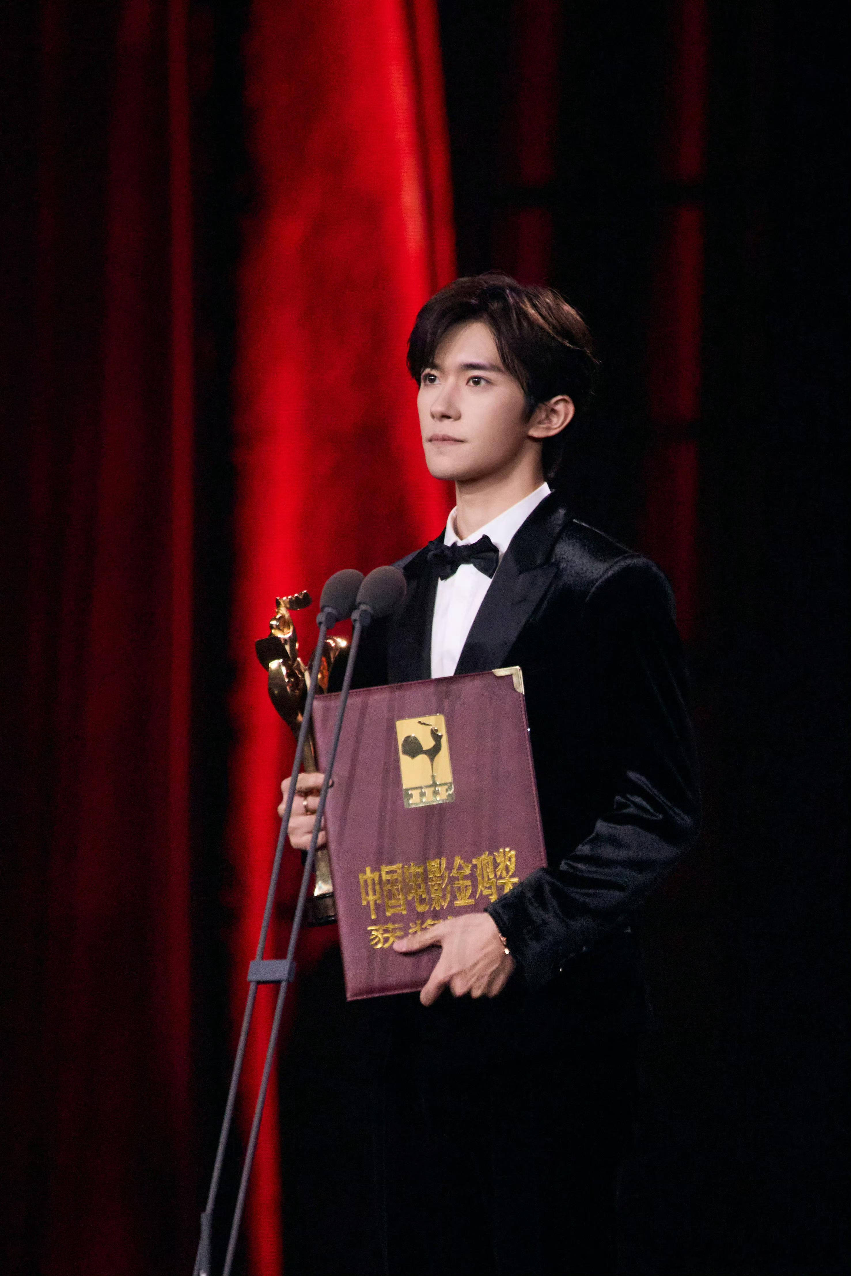 24岁的影帝，祝贺易烊千玺！安徽人民发来贺电！