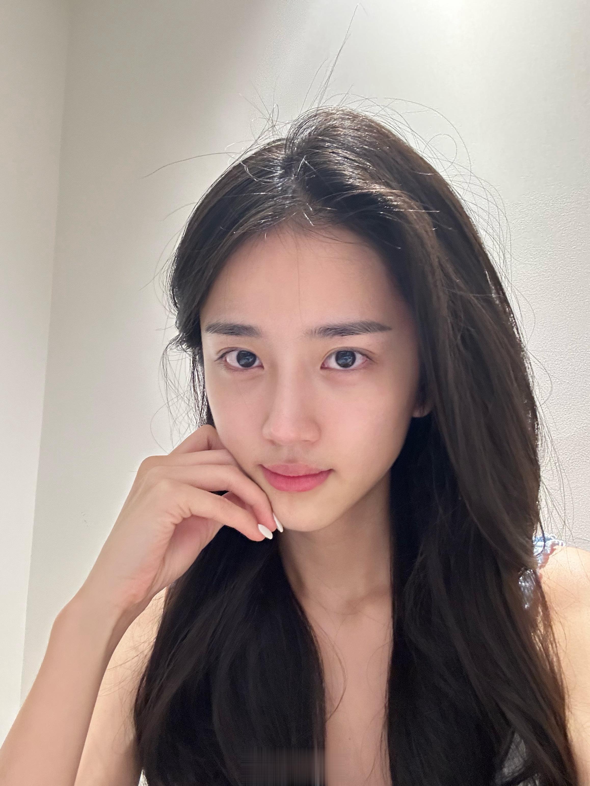 素颜美女 ​​​